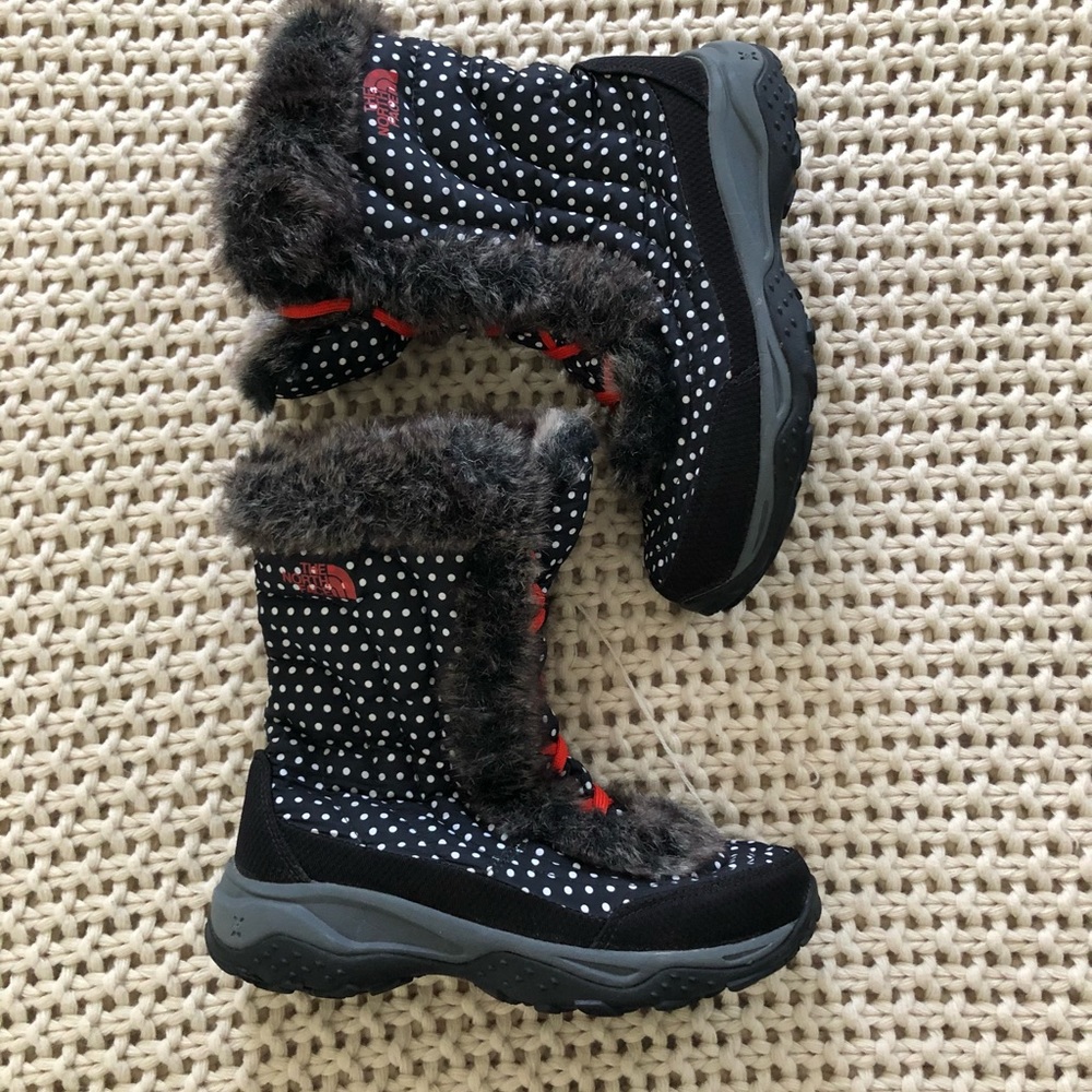 The North Face Nuptse Fur II Boots - Picture 1 of 12